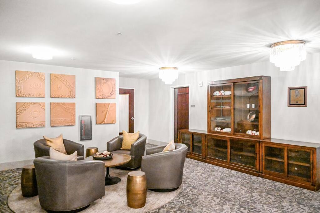 2Br Unit In The Heart Of Dt On Playhouse Square, With Pool And Gym Access-1106 Daire Cleveland Dış mekan fotoğraf