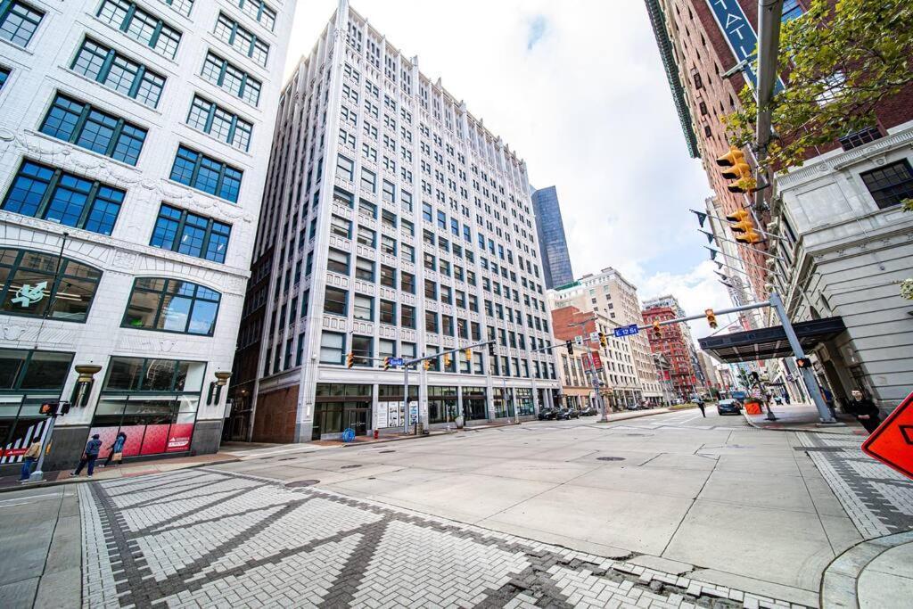 2Br Unit In The Heart Of Dt On Playhouse Square, With Pool And Gym Access-1106 Daire Cleveland Dış mekan fotoğraf