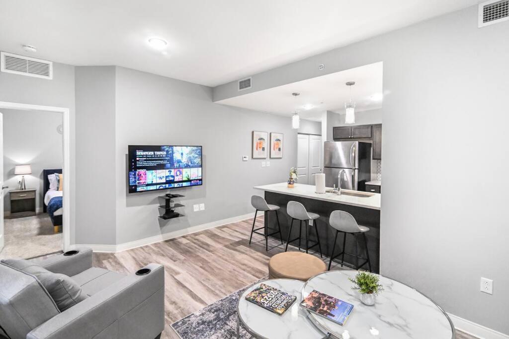 2Br Unit In The Heart Of Dt On Playhouse Square, With Pool And Gym Access-1106 Daire Cleveland Dış mekan fotoğraf